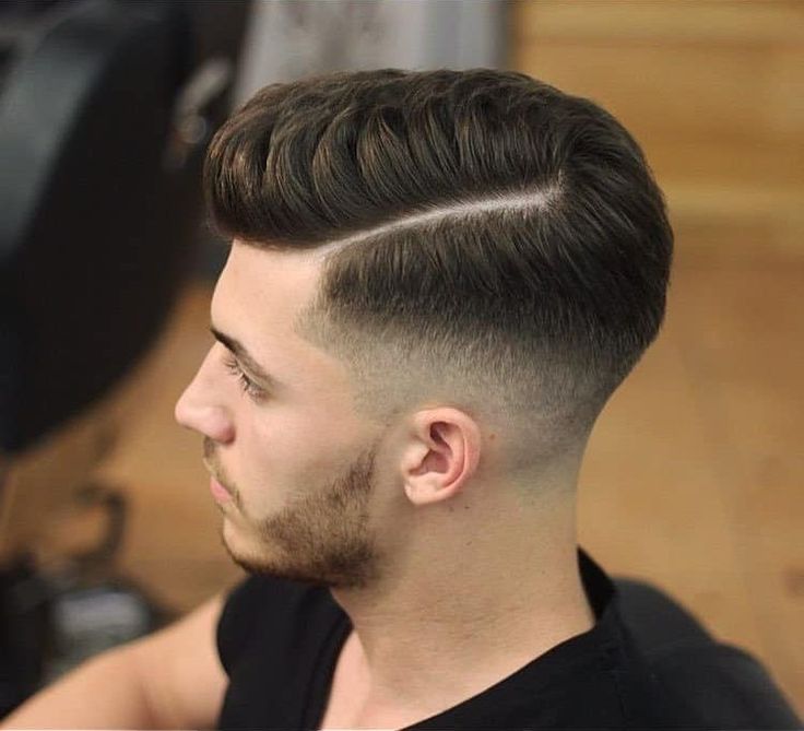 کامب اِوِر با سایه متوسط (Comb Over with Mid Fade)