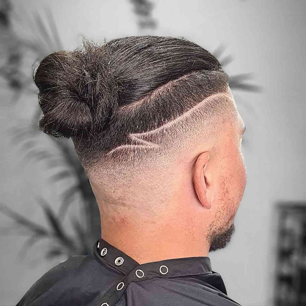 مدل مَن بان یا گوجه‌ای مردانه (Man Bun)