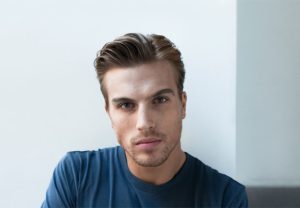 مدب موی ساید پارت با سایه نرم (Modern Side Part)